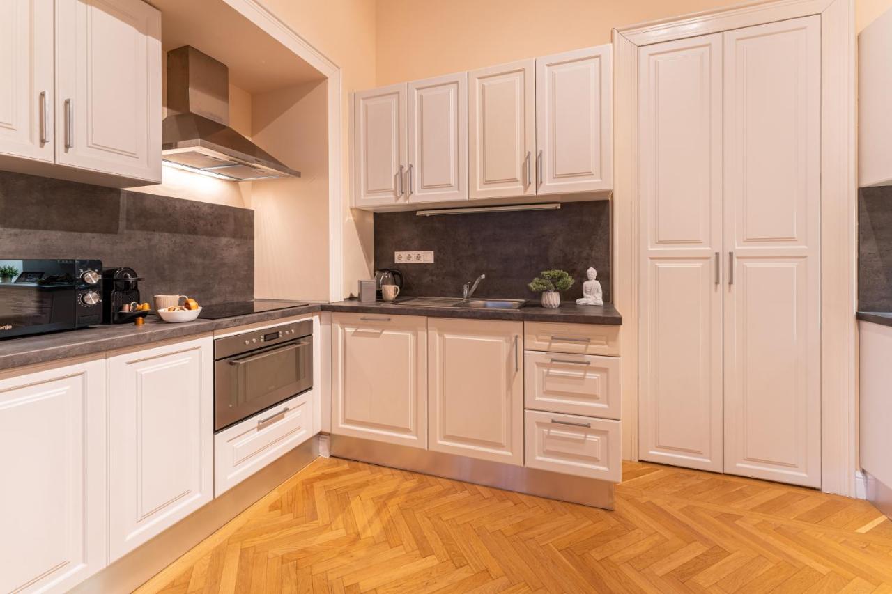 Matilda Luxury Suite Apartment 布达佩斯 外观 照片